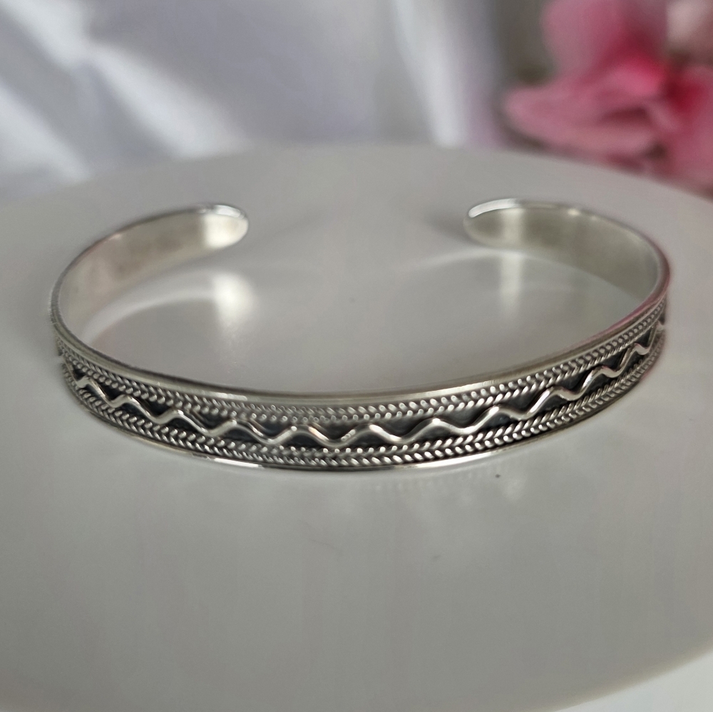 Vintage Sterling Silver Cuff Bracelet